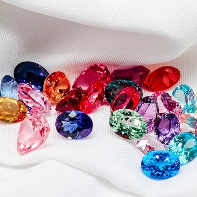 Cor 6*8mm Corte oval de laboratório Crescido Diamante 22 Multicolor 1,5ct safira Rubí Esmeralda Pedra preciosa solta