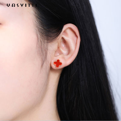 0.39in os brincos 18k do trevo de um preto de 2 gramas chapeou Sterling Silver Hypoallergenic Studs
