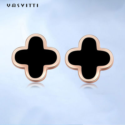 0.39in os brincos 18k do trevo de um preto de 2 gramas chapeou Sterling Silver Hypoallergenic Studs